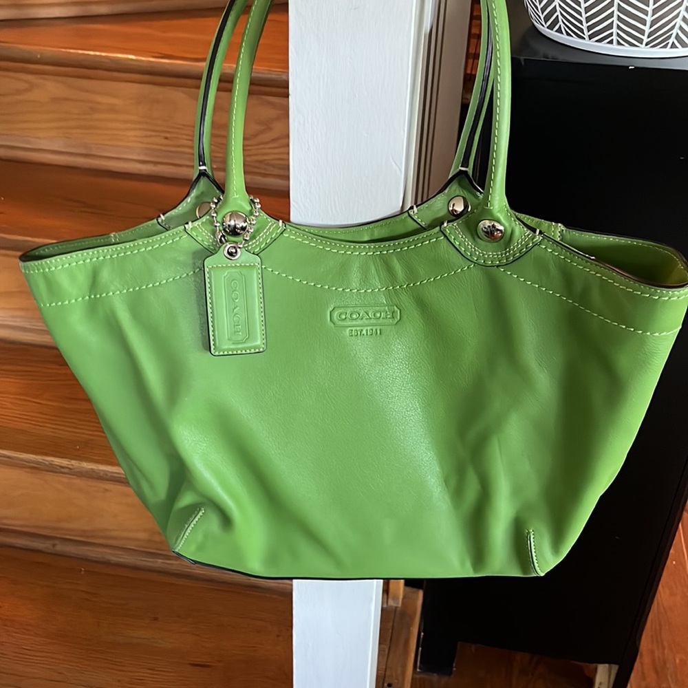 Vintage green leather Coach bag never used